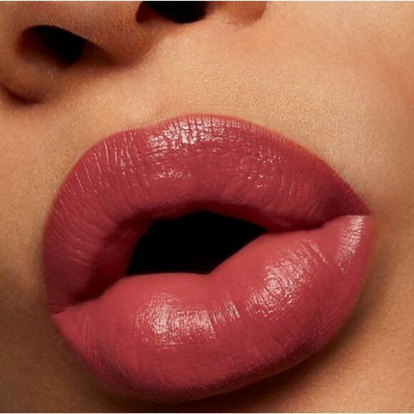 MAC Love Me Liquid Lipstick in Whatta Doll (Warm Rosewood) - Picture 6 of 14